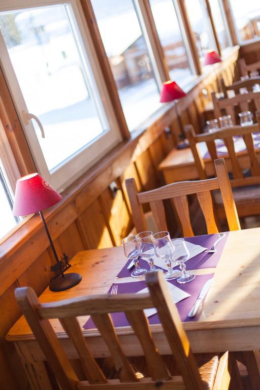 Hotel Restaurant La Darbella Ле-Русс Экстерьер фото